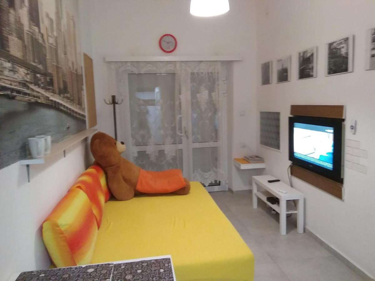 Apartament Przy Parku Noclegi Płock Esterno foto