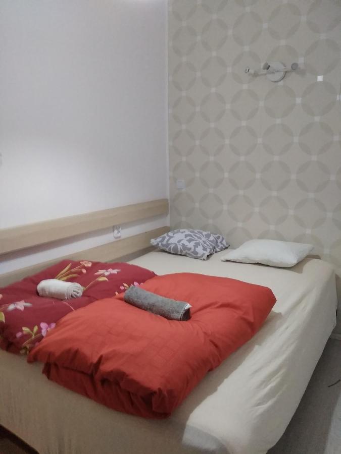 Apartament Przy Parku Noclegi Płock Esterno foto